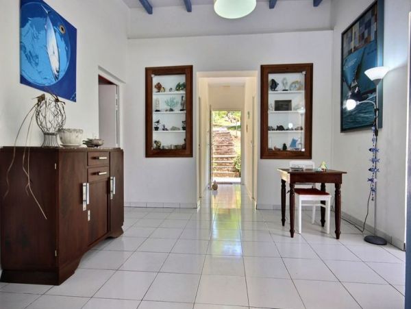 Martinique Home 1027220