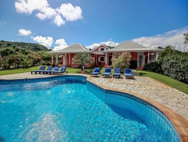 Martinique Home 1027221