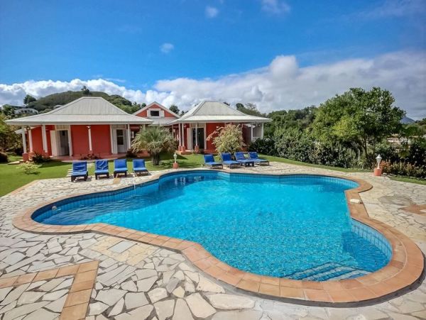 Martinique Home 1027221