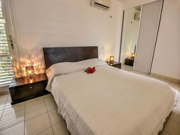 Martinique Home 1027221