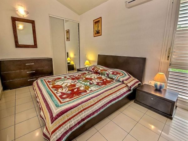Martinique Home 1027221