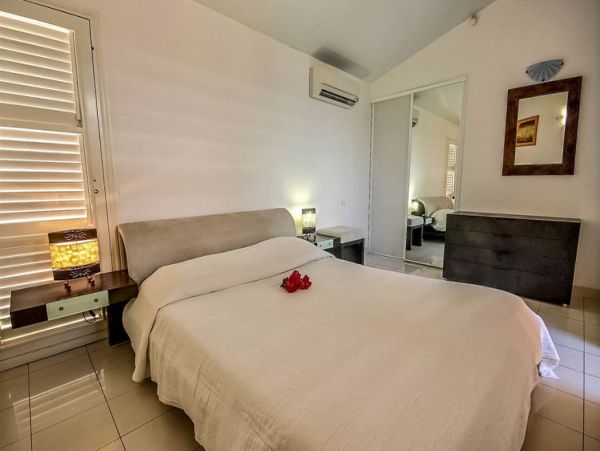 Martinique Home 1027221