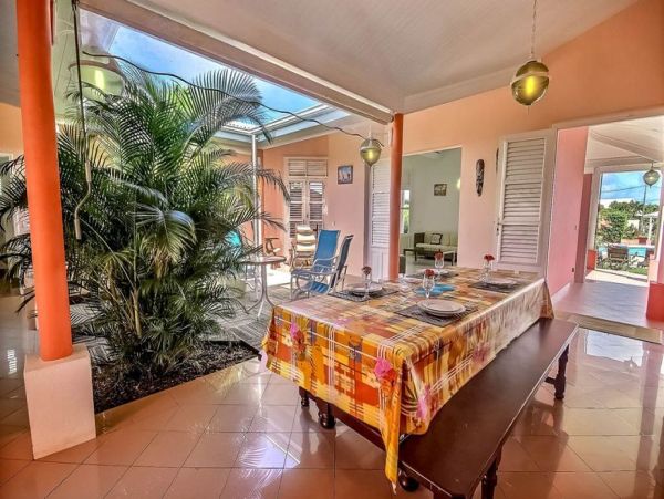 Martinique Home 1027221