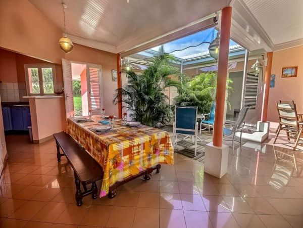 Martinique Home 1027221
