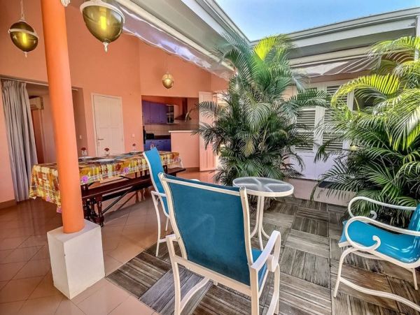 Martinique Home 1027221