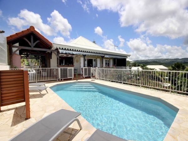 Martinique Home 1027222