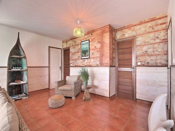 Martinique Home 1027222