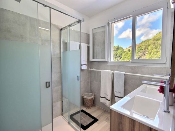 Martinique Home 1027223