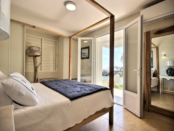 Martinique Home 1027223