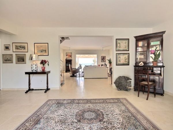 Martinique Home 1027223