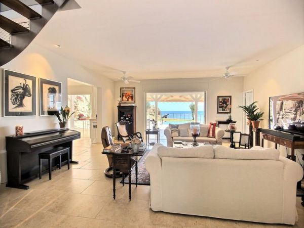 Martinique Home 1027223