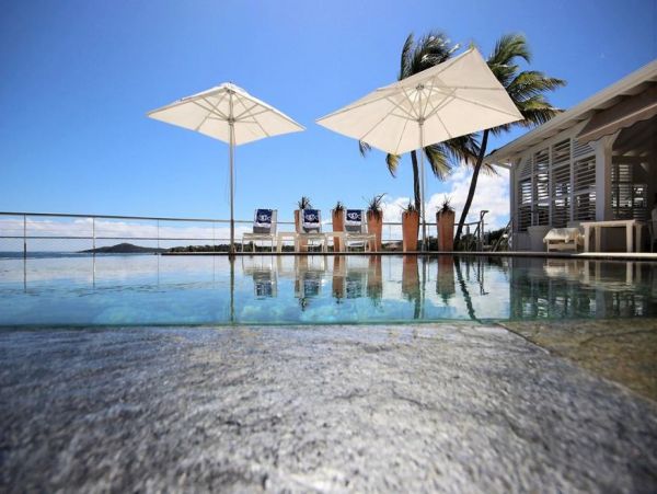 Martinique Home 1027223