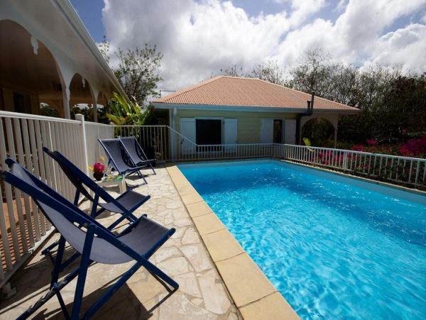 Martinique Home 1027224