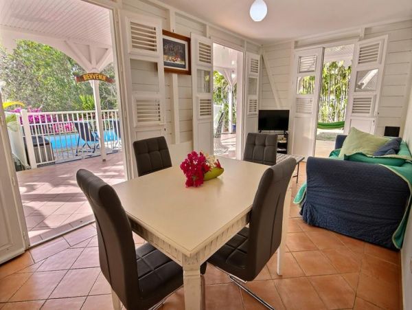 Martinique Home 1027224