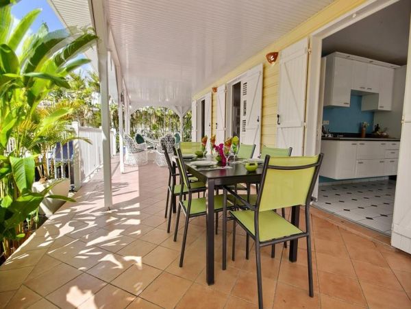 Martinique Home 1027224