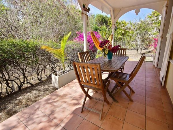 Martinique Home 1027224