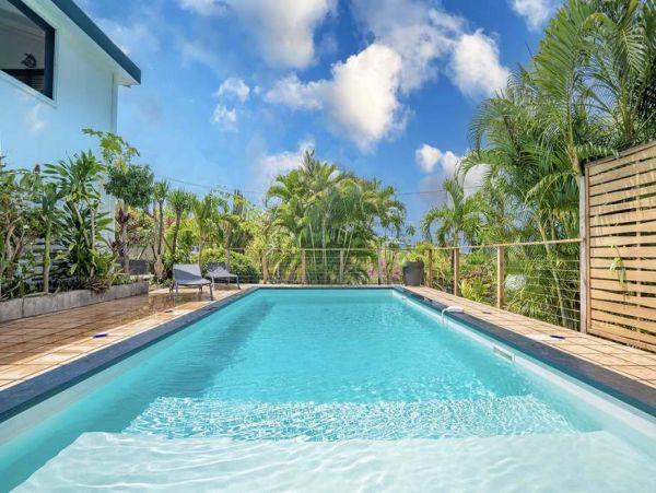 Martinique Home 1027225
