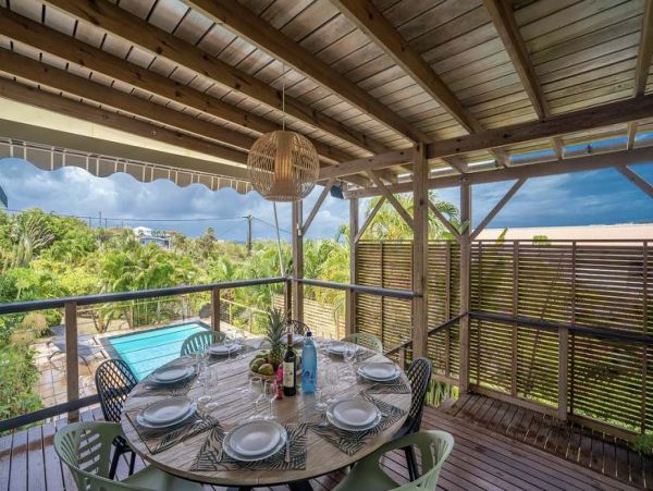Martinique Home 1027225