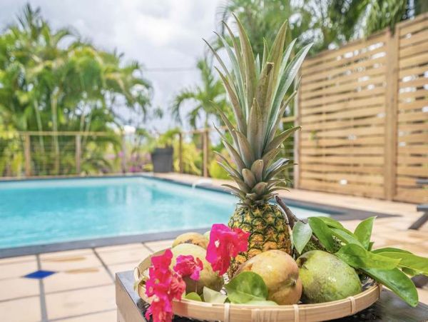 Martinique Home 1027225