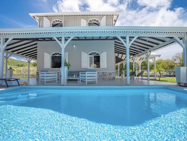 Martinique Home 1027226