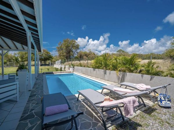 Martinique Home 1027226