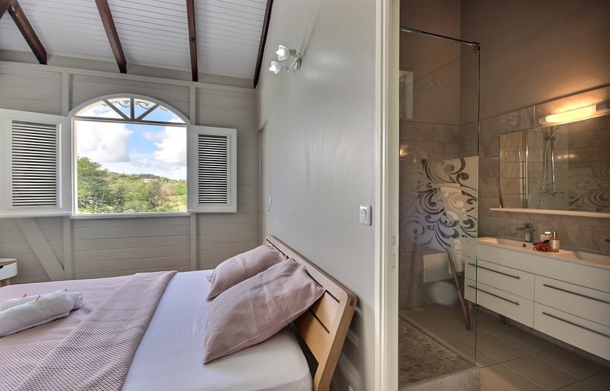 Martinique Home 1027226