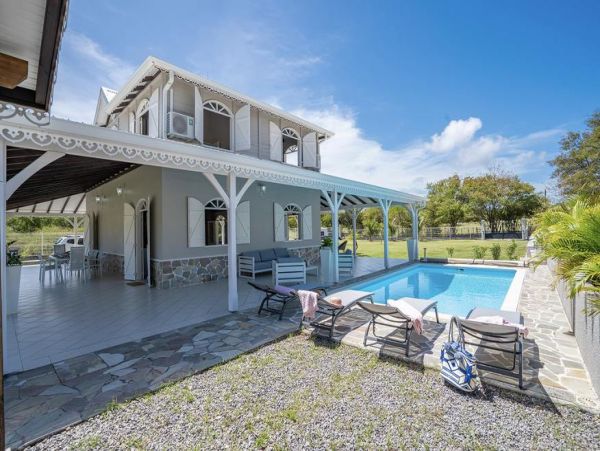 Martinique Home 1027226