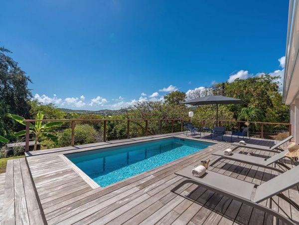 Martinique Home 1027228