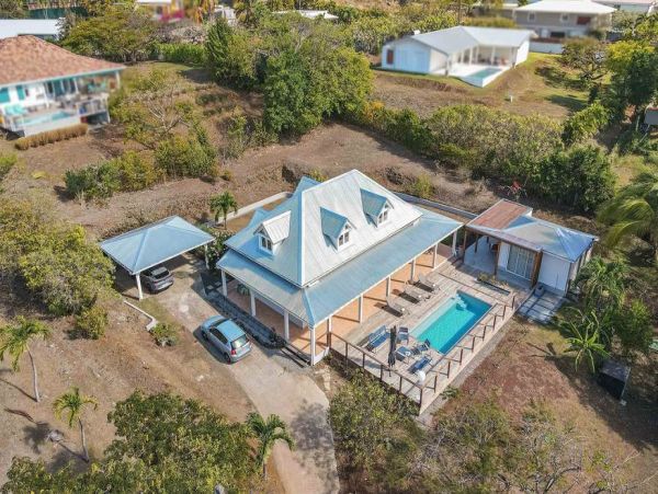 Martinique Home 1027228