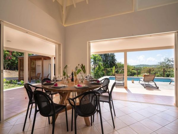Martinique Home 1027228