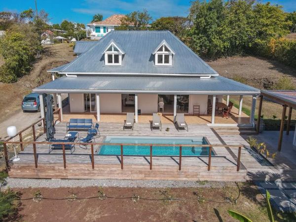 Martinique Home 1027228