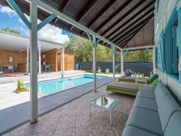 Martinique Home 1027229