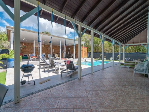 Martinique Home 1027229