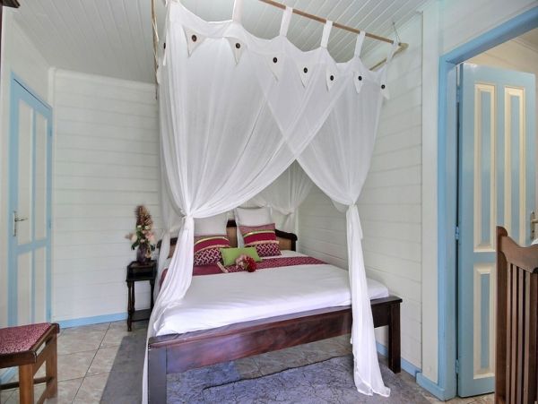 Martinique Home 1027229