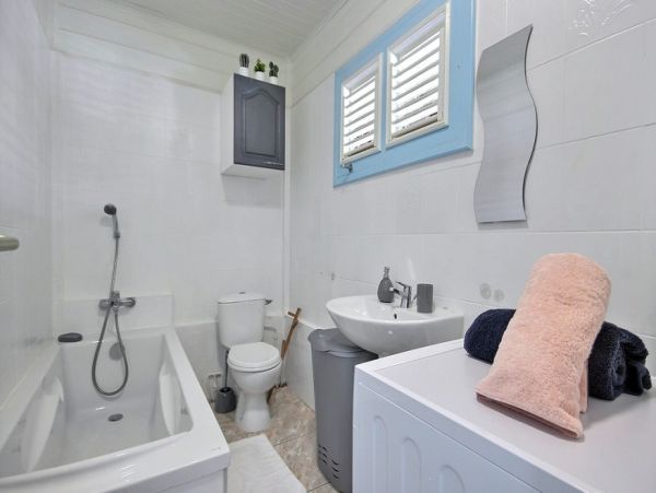 Martinique Home 1027229