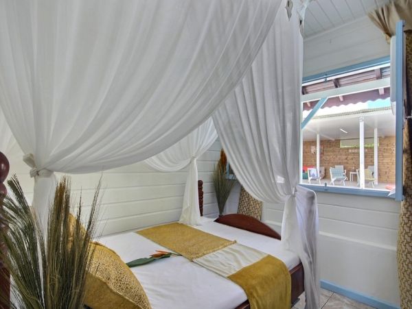 Martinique Home 1027229