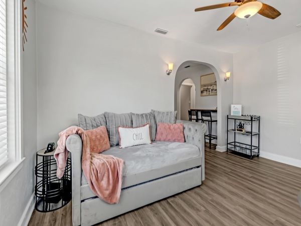 Gorgeous 2 Bedroom Vacation Rental in Bradenton Sleeps 6