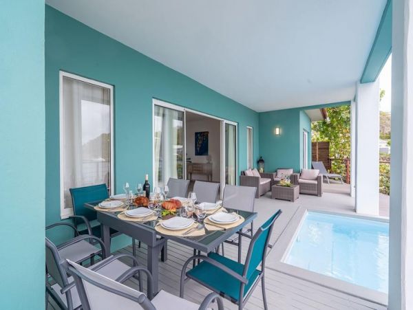 Martinique Home 1027231