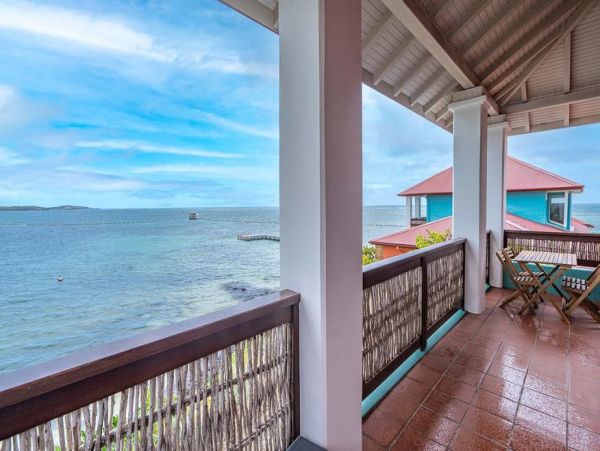 Martinique Home 1027231