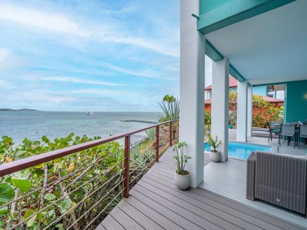 Martinique Home 1027231
