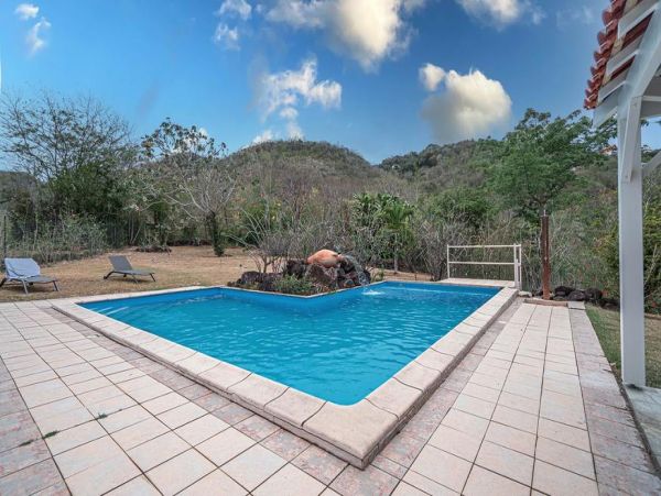 Martinique Home 1027232
