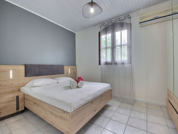 Martinique Home 1027232