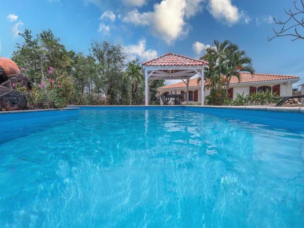 Martinique Home 1027232