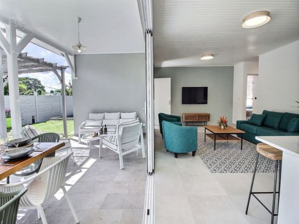 Martinique Home 1027234