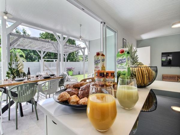 Martinique Home 1027234
