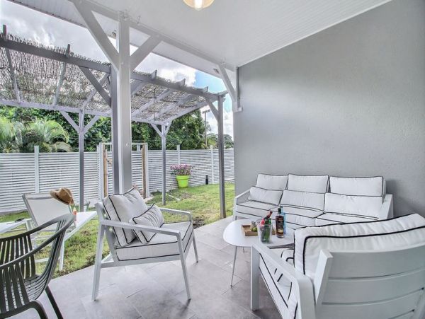 Martinique Home 1027234