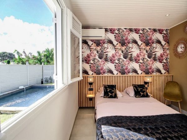 Martinique Home 1027234