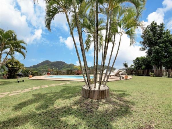 Martinique Home 1027236