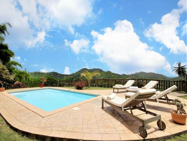 Martinique Home 1027236