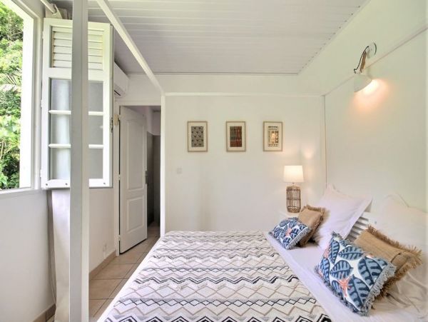 Martinique Home 1027236